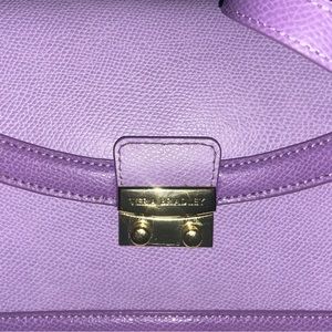 Vera Bradley crossbody purse lilac